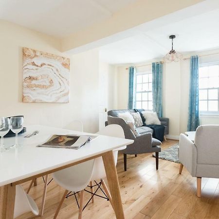 The Lapis Lounge - Large 3Bdr House At River Avon Bath Extérieur photo