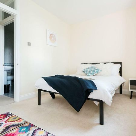 The Lapis Lounge - Large 3Bdr House At River Avon Bath Extérieur photo