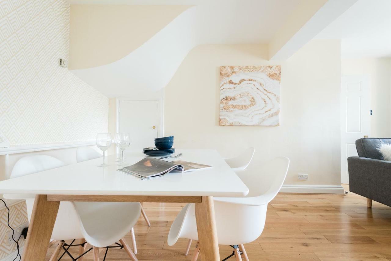 The Lapis Lounge - Large 3Bdr House At River Avon Bath Extérieur photo